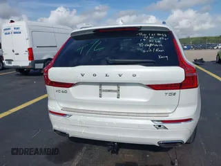 2019 Volvo XC60 Inscription с VIN LYV102DL9KB298767, выставлен на аукционе IAAI как лот 42491133 с пробегом 26 507 миль миль и . История ставок и продаж доступна на DreamBid. Изображение 16.
