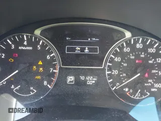 2015 Nissan Altima 2.5 S with VIN 1N4AL3AP3FN335392, listed as a IAAI auction lot 42102649 with 70,122 mi miles. Bid and sale history available at carsss.com. Image 7.