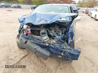2009 Ford Focus SE z VIN 1FAHP35N59W232162, wystawiony jako IAAI lot #40884449 z przebiegiem Nie podano mil oraz . Historia ofert i sprzedaży dostępna na DreamBid. Obrazek 6.