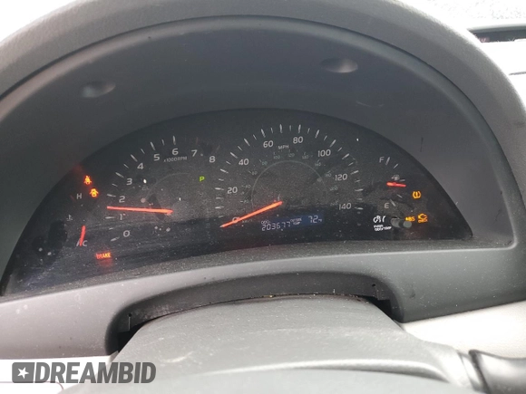 2008 Toyota Camry LE z VIN 4T4BE46KX8R038125, wystawiony jako Copart lot #56580565 z przebiegiem 203 677 mil mil oraz Szkoda całkowita • Salvage title. Historia ofert i sprzedaży dostępna na DreamBid. Obrazek 9.