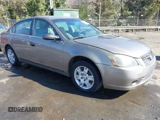 2005 Nissan Altima 2.5 S with VIN 1N4AL11D45C130829, listed as a IAAI auction lot 41828519 with 1 mi miles. Bid and sale history available at carsss.com. Image 1.