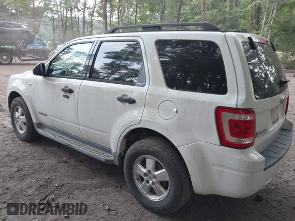 2008 Ford Escape XLT с VIN 1FMCU03118KB61510, выставлен на аукционе IAAI как лот 42626112 с пробегом 185 662 миль миль и . История ставок и продаж доступна на DreamBid. Изображение 3.