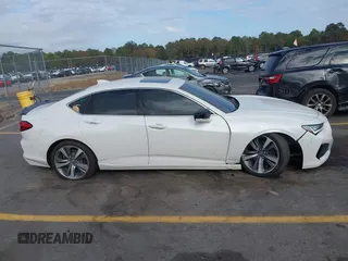 2021 Acura TLX w/Advance Package with VIN 19UUB5F60MA003776, listed as a IAAI auction lot 40692832 with 35,045 mi miles. Bid and sale history available at carsss.com. Image 13.