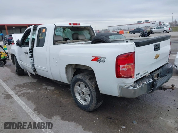 2012 Chevrolet Silverado 1500 LT with VIN 1GCRKSE79CZ296199, listed as a IAAI auction lot 41164180 with Not Provided miles. Bid and sale history available at carsss.com. Image 3.