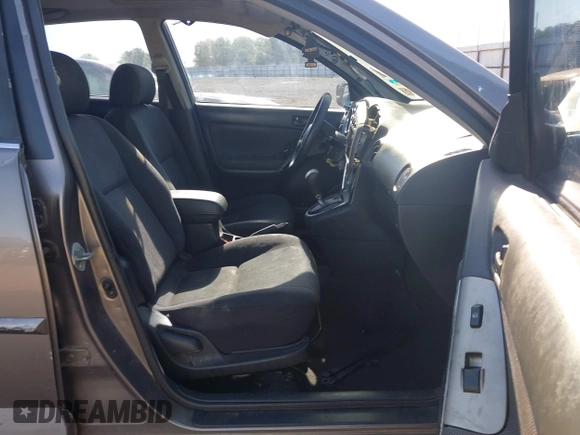 2003 Pontiac Vibe z VIN 5Y2SL62813Z404110, wystawiony jako IAAI lot #42300385 z przebiegiem 247 657 mil mil oraz . Historia ofert i sprzedaży dostępna na DreamBid. Obrazek 5.