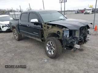 2018 Toyota Tacoma SR with VIN 3TMGZ5AN5JM159932, listed as a IAAI auction lot 41731655 with 138,780 mi miles. Bid and sale history available at carsss.com. Image 1.