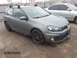 2013 Volkswagen GTI w/Conv & Sunroof с VIN WVWFD7AJ1DW053839, выставлен на аукционе IAAI как лот 41805068 с пробегом 90 501 миль миль и . История ставок и продаж доступна на DreamBid. Изображение 1.