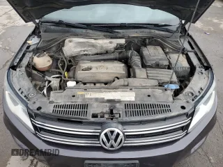 2016 Volkswagen Tiguan SE with VIN WVGBV7AX9GW558477, listed as a Copart auction lot 49063695 with 134,651 mi miles and Salvage Title. Bid and sale history available at DreamBid. Image 12.