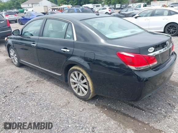 2012 Toyota Avalon with VIN 4T1BK3DB9CU466888, listed as a IAAI auction lot 42712681 with 323,252 mi miles and . Bid and sale history available at DreamBid. Image 3.