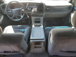 2001 Chevrolet Suburban LS with VIN 1GNFK16T91J309528, listed as a Copart auction lot 58804824 with 197,608 mi miles and Salvage Title. Bid and sale history available at carsss.com. Image 8.