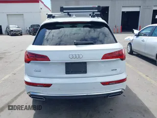 2022 Audi Q5 S line Premium Plus with VIN WA1EAAFY0N2021054, listed as a IAAI auction lot 42296927 with 27,310 mi miles and . Bid and sale history available at DreamBid. Image 17.