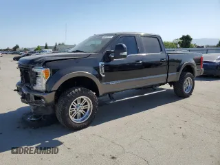 2018 Ford F-250 XL with VIN 1FT7W2BT8JEC41826, listed as a Copart auction lot 58734745 with 74,844 mi miles and Salvage title. Bid and sale history available at DreamBid. Image 1.