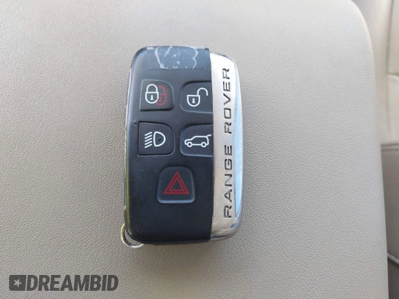 2013 Land Rover Range Rover Sport HSE with VIN SALSF2D48DA784484, listed as a IAAI auction lot 42300677 with 175,993 mi miles and . Bid and sale history available at DreamBid. Image 11.