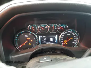 2018 Chevrolet Silverado 3500HD High Country with VIN 1GC4K1EY9JF126601, listed as a Copart auction lot 70416704 with 130,883 mi miles and Non Repairable. Bid and sale history available at carsss.com. Image 9.