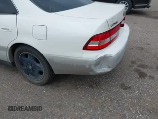 2001 Lexus ES 300 с VIN JT8BF28G210320831, выставлен на аукционе IAAI как лот 42439269 с пробегом 188 643 миль миль и . История ставок и продаж доступна на DreamBid. Изображение 6.