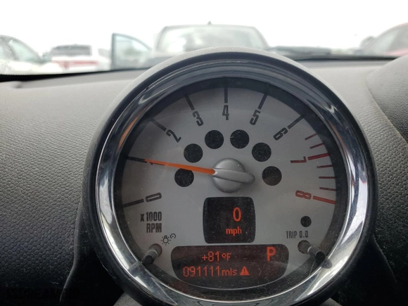 2013 MINI Cooper Countryman with VIN WMWZB3C56DWM08030, listed as a Copart auction lot 50261555 with 91,111 mi miles and Salvage Title. Bid and sale history available at carsss.com. Image 9.