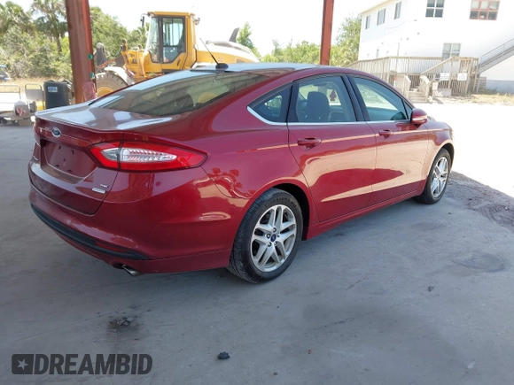 2014 Ford Fusion SE with VIN 3FA6P0HD2ER191480, listed as a IAAI auction lot 42135483 with 129,752 mi miles. Bid and sale history available at carsss.com. Image 4.