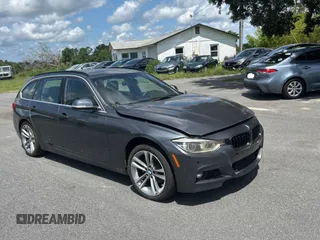 2017 BMW 3 Series 330i xDrive z VIN WBA8K3C38HA022948, wystawiony jako Copart lot #60906655 z przebiegiem 34 232 mil mil oraz Szkoda całkowita • Salvage title. Historia ofert i sprzedaży dostępna na DreamBid. Obrazek 1.