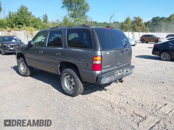 2002 GMC Yukon SLT z VIN 1GKEK13Z42J299221, wystawiony jako IAAI lot #40302959 z przebiegiem 260 096 mil mil oraz . Historia ofert i sprzedaży dostępna na DreamBid. Obrazek 3.