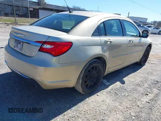 2011 Chrysler 200 LX with VIN 1C3BC4FB1BN515681, listed as a IAAI auction lot 41648396 with 132,109 mi miles. Bid and sale history available at carsss.com. Image 4.