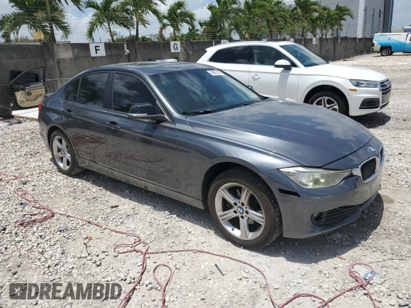 2014 BMW 3 Series 328i z VIN WBA3A5C50EP601354, wystawiony jako Copart lot #60981185 z przebiegiem 106 361 mil mil oraz Czysty tytuł • Clean title. Historia ofert i sprzedaży dostępna na DreamBid. Obrazek 4.