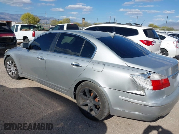 2009 Hyundai Genesis with VIN KMHGC46E69U020402, listed as a IAAI auction lot 42058858 with 180,038 mi miles and . Bid and sale history available at DreamBid. Image 3.