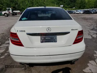 2012 Mercedes-Benz C 300 Sport with VIN WDDGF8BB0CR237300, listed as a Copart auction lot 61340735 with 109,157 mi miles and Salvage title. Bid and sale history available at DreamBid. Image 6.