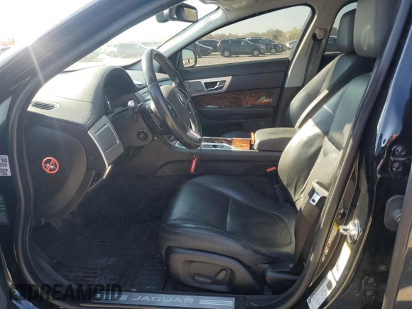 2014 Jaguar XF SC with VIN SAJWA0EX8E8U15266, listed as a Copart auction lot 78530964 with 68,033 mi miles and Clean Title. Bid and sale history available at DreamBid. Image 7.
