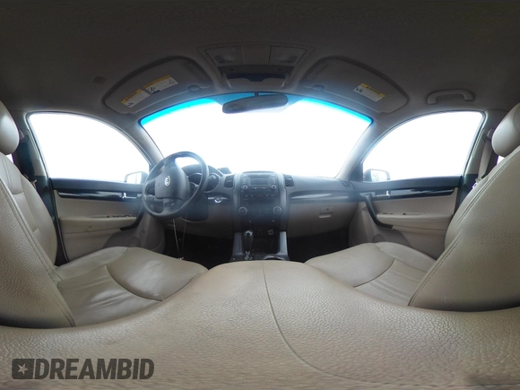 2013 Kia Sorento EX with VIN 5XYKU3A20DG325830, listed as a IAAI auction lot 41350790 with 98,093 mi miles and . Bid and sale history available at carsss.com. Image 18.