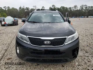 2015 Kia Sorento LX with VIN 5XYKT3A61FG609329, listed as a Copart auction lot 86425024 with 165,153 mi miles and Salvage Title. Bid and sale history available at carsss.com. Image 5.