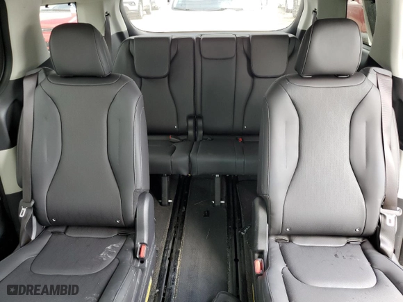 2024 Kia Carnival EX with VIN KNDNC5H37R6358618, listed as a Copart auction lot 74397354 with 0 mi miles and Non Repairable. Bid and sale history available at carsss.com. Image 10.