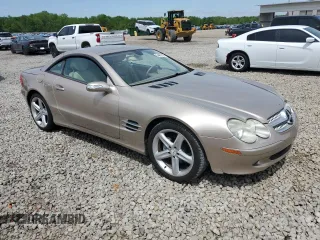 2005 Mercedes-Benz SL 500 with VIN WDBSK75F25F102914, listed as a Copart auction lot 54002705 with 117,692 mi miles and Clean Title. Bid and sale history available at DreamBid. Image 4.
