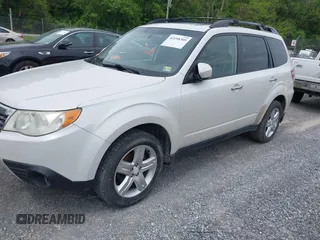 2009 Subaru Forester X Limited с VIN JF2SH64609H745964, выставлен на аукционе IAAI как лот 42198309 с пробегом 244 406 миль миль и . История ставок и продаж доступна на DreamBid. Изображение 2.