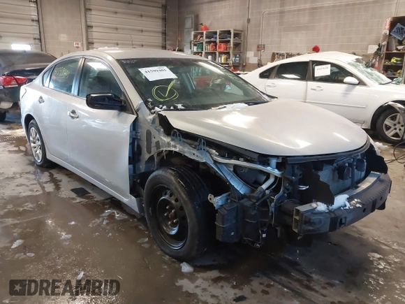 2015 Nissan Altima 2.5 S with VIN 1N4AL3AP3FC450926, listed as a IAAI auction lot 41599401 with 109,275 mi miles. Bid and sale history available at carsss.com. Image 6.
