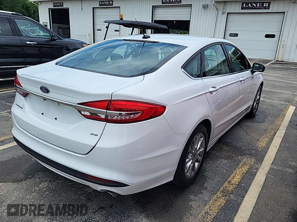 2017 Ford Fusion SE z VIN 3FA6P0H73HR319658, wystawiony jako IAAI lot #42806844 z przebiegiem 76 939 mil mil oraz . Historia ofert i sprzedaży dostępna na DreamBid. Obrazek 9.