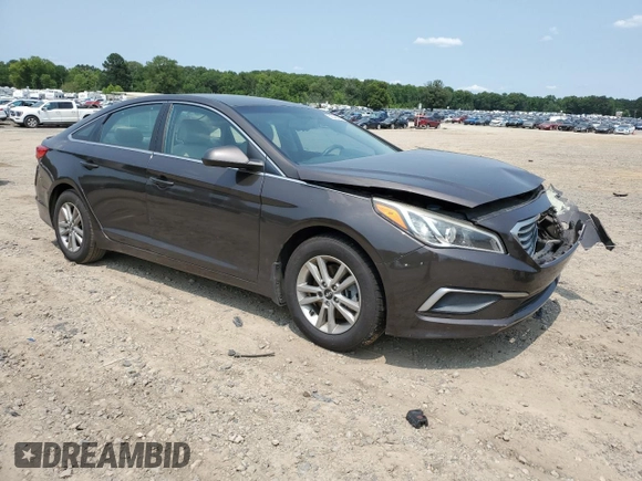 2016 Hyundai Sonata SE z VIN 5NPE24AF3GH291231, wystawiony jako Copart lot #59348905 z przebiegiem 174 874 mil mil oraz Szkoda całkowita • Salvage title. Historia ofert i sprzedaży dostępna na DreamBid. Obrazek 4.