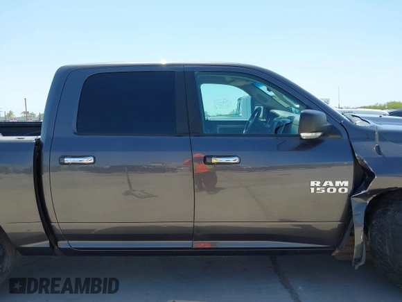 2016 Ram 1500 Lone Star z VIN 1C6RR6LT5GS209519, wystawiony jako IAAI lot #41983512 z przebiegiem 197 647 mil mil oraz . Historia ofert i sprzedaży dostępna na DreamBid. Obrazek 13.