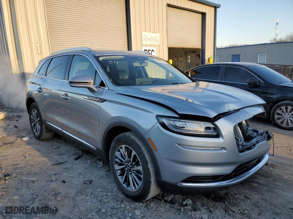 2021 Lincoln Nautilus Standard with VIN 2LMPJ8J98MBL00087, listed as a Copart auction lot 84207584 with 31,163 mi miles and Salvage Title. Bid and sale history available at carsss.com. Image 4.