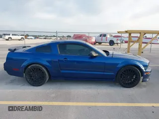 2007 Ford Mustang GT Deluxe с VIN 1ZVHT82H575243065, выставлен на аукционе IAAI как лот 42467593 с пробегом 316 877 миль миль и . История ставок и продаж доступна на DreamBid. Изображение 13.