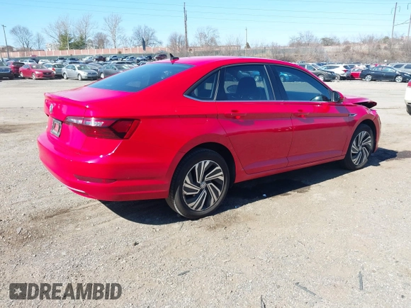 2021 Volkswagen Jetta SEL with VIN 3VWE57BU8MM049575, listed as a IAAI auction lot 41758670 with 60,470 mi miles and . Bid and sale history available at DreamBid. Image 4.