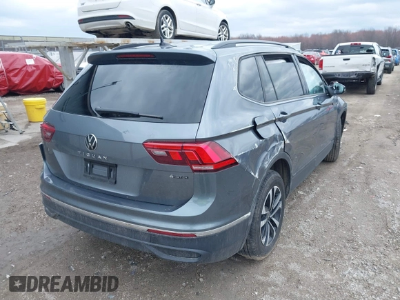 2024 Volkswagen Tiguan S with VIN 3VVFB7AX5RM188177, listed as a IAAI auction lot 41865699 with 7,823 mi miles and . Bid and sale history available at DreamBid. Image 4.