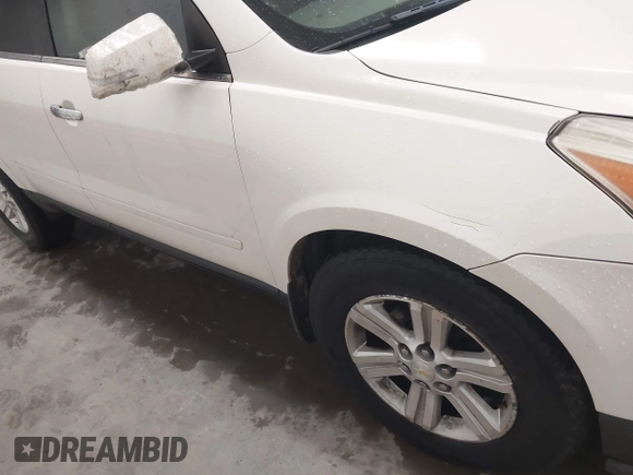 2014 Chevrolet Traverse LT with VIN 1GNKVGKDXEJ368164, listed as a IAAI auction lot 41912321 with 202,618 mi miles. Bid and sale history available at carsss.com. Image 6.