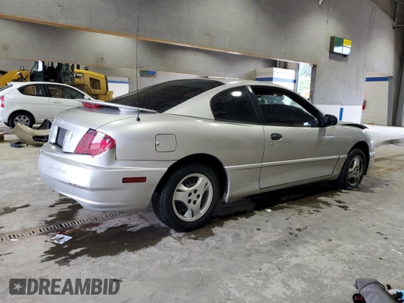 2005 Pontiac Sunfire z VIN 3G2JB12F35S171559, wystawiony jako Copart lot #57405005 z przebiegiem 153 988 mil mil oraz Szkoda całkowita • Salvage title. Historia ofert i sprzedaży dostępna na DreamBid. Obrazek 3.