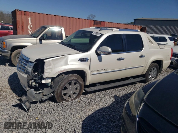 2007 Cadillac Escalade EXT with VIN 3GYFK62847G294013, listed as a Copart auction lot 47945395 with 180,577 mi miles and Salvage Title. Bid and sale history available at carsss.com. Image 1.