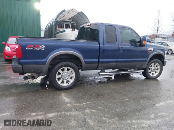 2008 Ford Super Duty F-250 SRW XL with VIN 1FTSX21R18EA25114, listed as a IAAI auction lot 41316509 with 102,261 mi miles. Bid and sale history available at carsss.com. Image 4.
