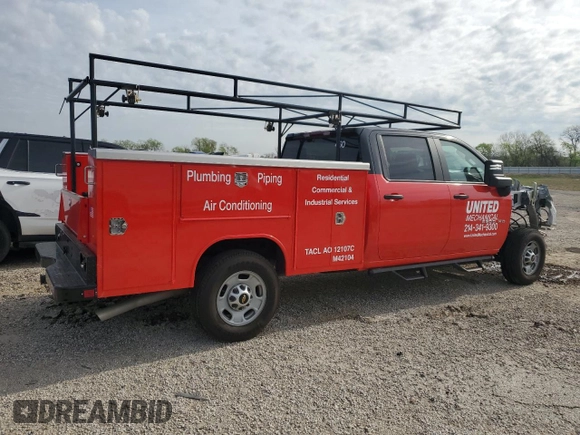 2024 Chevrolet Silverado 1500 with VIN 1GB4WLE76RF379785, listed as a Copart auction lot 50185465 with 3,851 mi miles and Salvage Title. Bid and sale history available at DreamBid. Image 3.