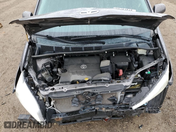 2015 Toyota Sienna XLE with VIN 5TDYK3DC9FS552119, listed as a Copart auction lot 55424515 with 108,307 mi miles and Salvage title. Bid and sale history available at DreamBid. Image 12.