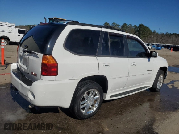 2006 GMC Envoy Denali with VIN 1GKES63M462336365, listed as a Copart auction lot 44965085 with 189,726 mi miles and Salvage Title. Bid and sale history available at carsss.com. Image 3.