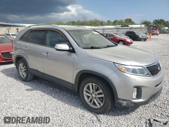 2014 Kia Sorento LX with VIN 5XYKT3A6XEG533396, listed as a Copart auction lot 51824465 with 181,115 mi miles and Clean Title. Bid and sale history available at DreamBid. Image 4.