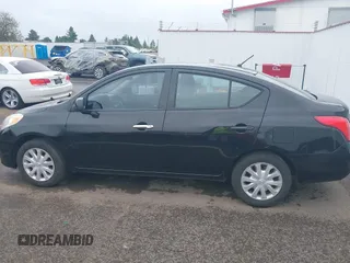 2012 Nissan Versa SV с VIN 3N1CN7AP1CL814932, выставлен на аукционе IAAI как лот 42272722 с пробегом 137 349 миль миль и . История ставок и продаж доступна на DreamBid. Изображение 14.